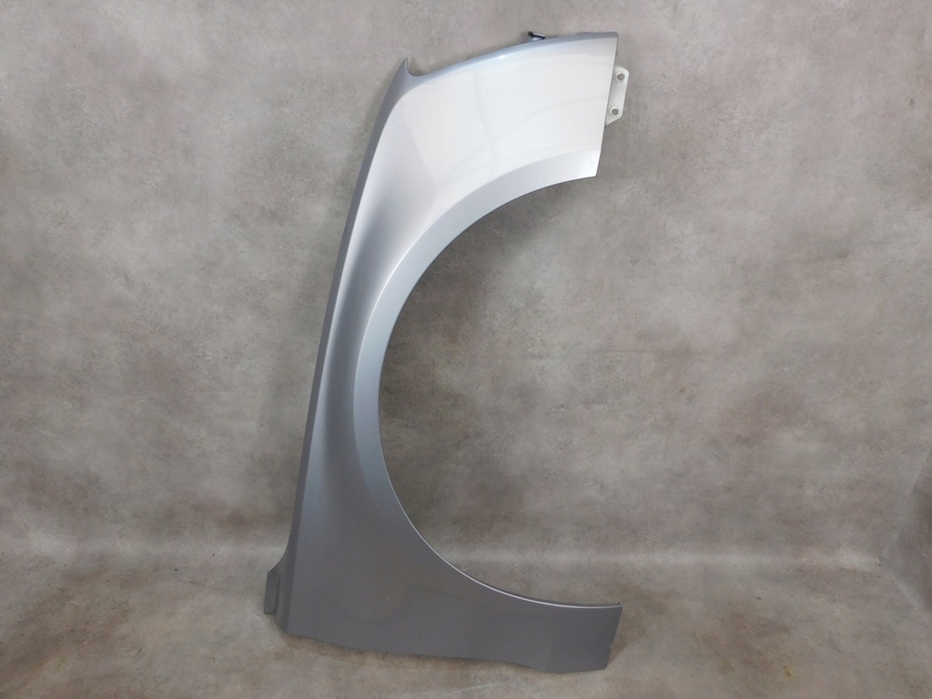 фото №13, Audi a8 d4 4h lift kompletny перед бампер лампы капот pas серебристый matrix