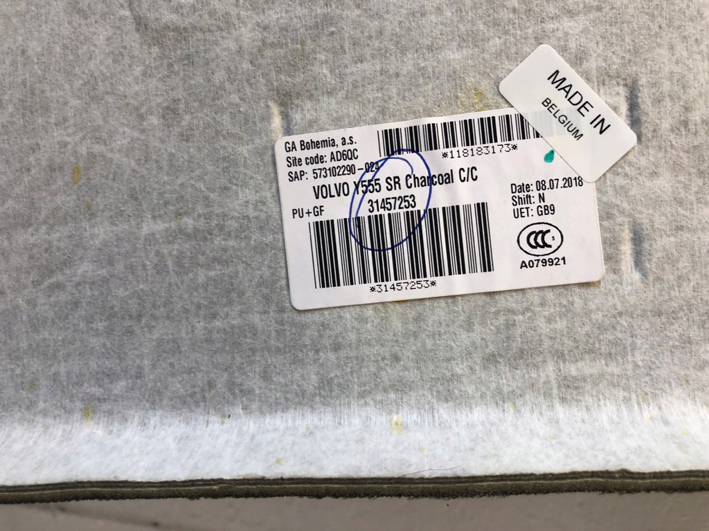 фото №13, Volvo v40 r design стеля панорама 12 - 19