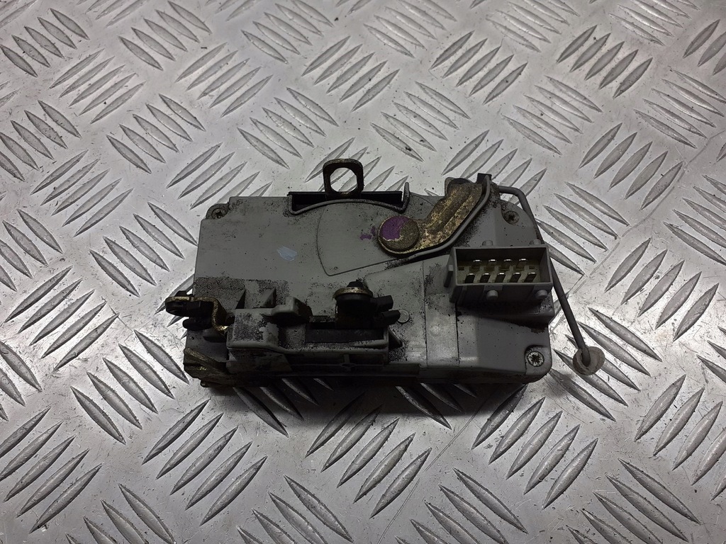 фото №1, Замок дверь правый перед peugeot 206 9pin