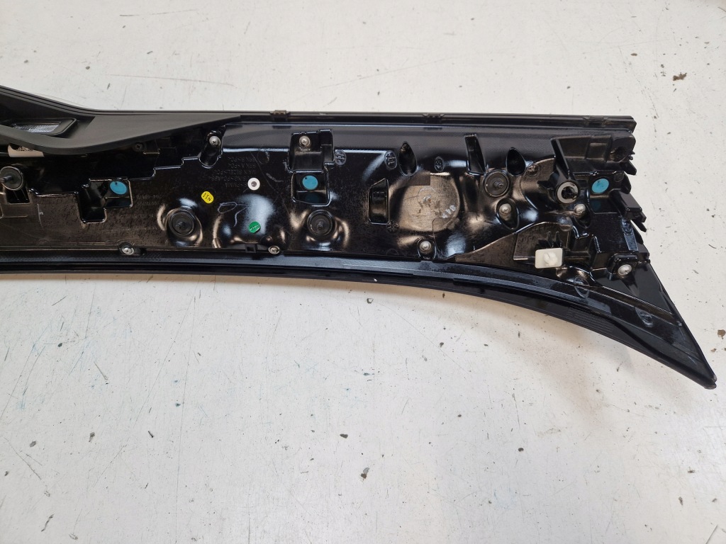 Mg 4 mg4 iv 22- лампа задняя накладка led задний  eu 10976795 с Разборки