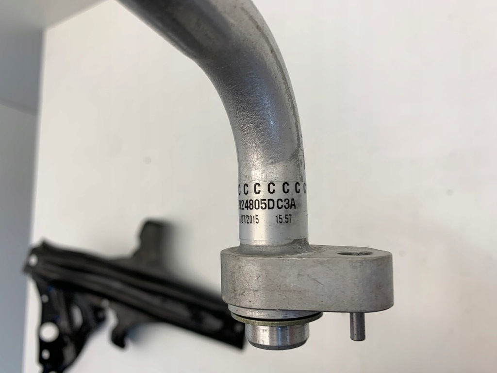 фото №10, Infiniti q50 3.7 b v6 шланг кондиционера