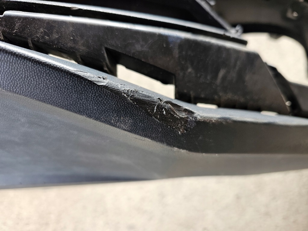 фото №9, Vw t-roc спойлер накладка бампера перед 2ga805903b