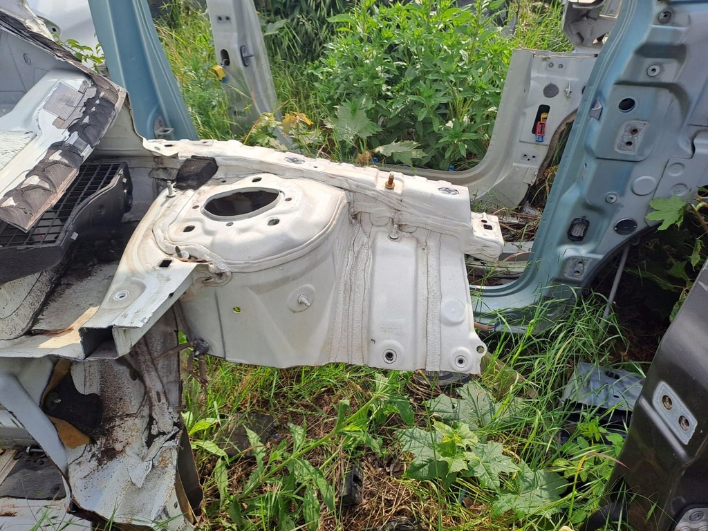 фото №2, Чверть перед ліва підкрилок mercedes b klasa w246