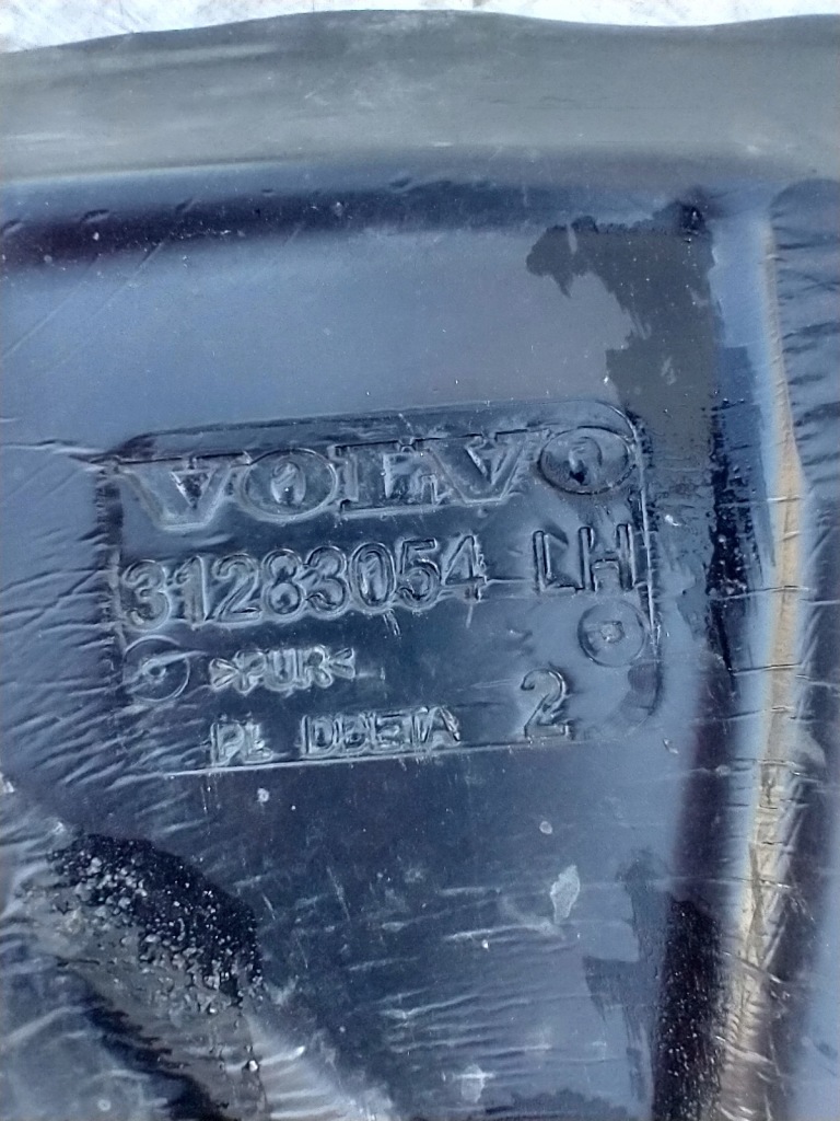Volvo v40 ii v4 cc cross country шумоизоляция крыла левый перед 31283054 Доставка