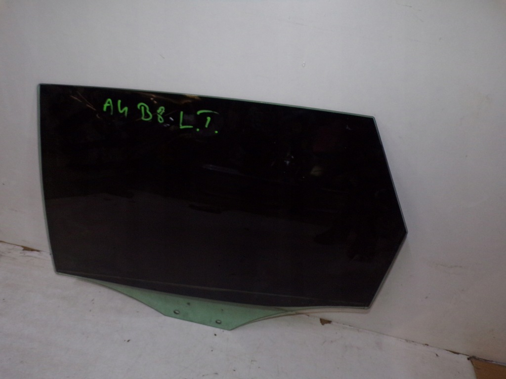 фото №1, Скло двері правий/лівий задня audi a4 b8