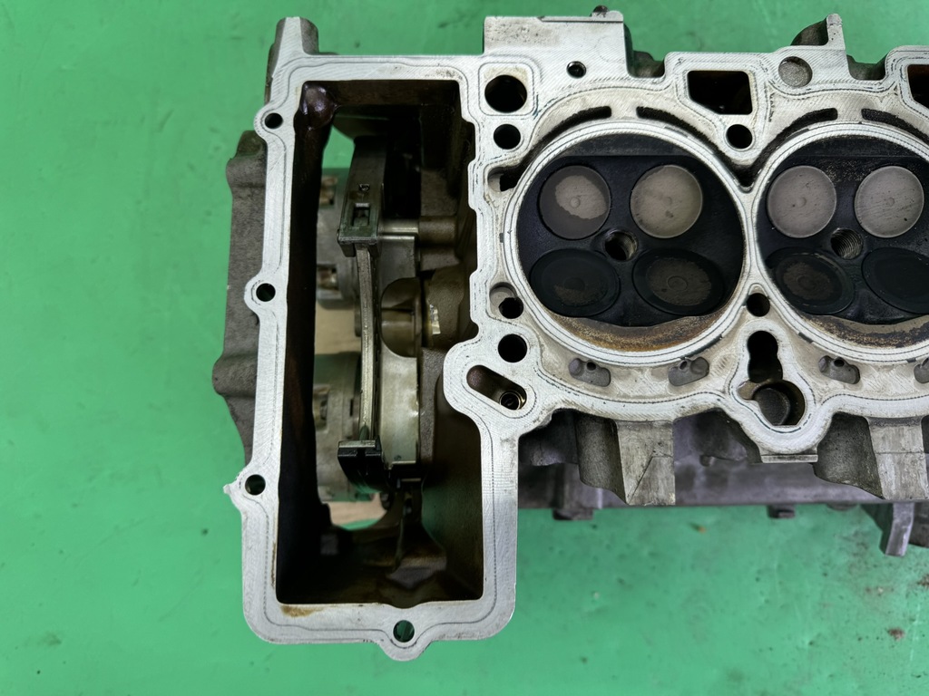 фото №11, Головка циліндрів права з розподільчі вали audi s6 c6 5.2 fsi v10 06-11 bxa 435km