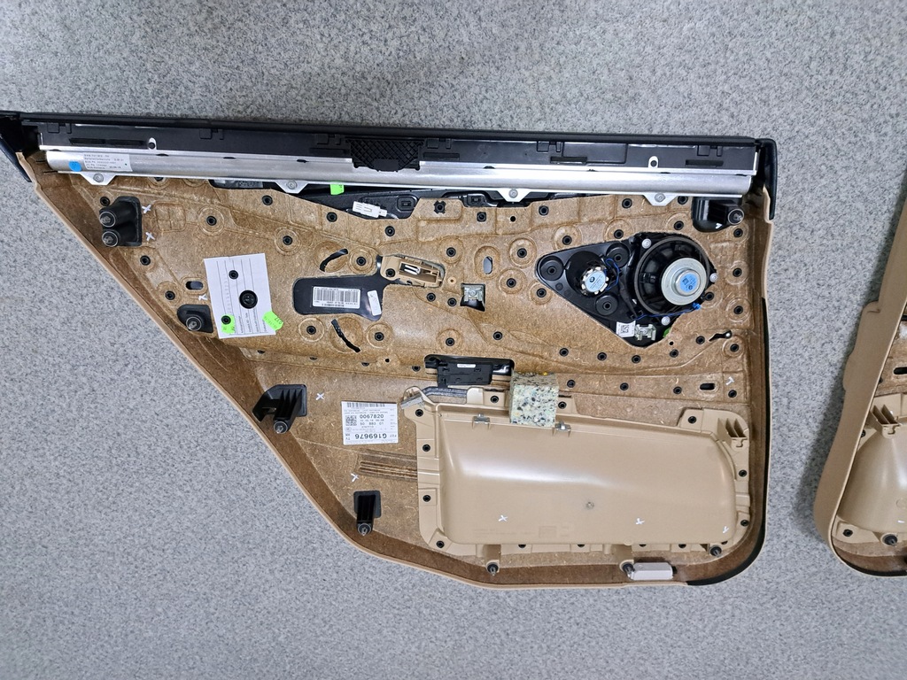 фото №10, Bmw 5 f07 gt обивка обшивки дверь перед задняя с шторками комплект