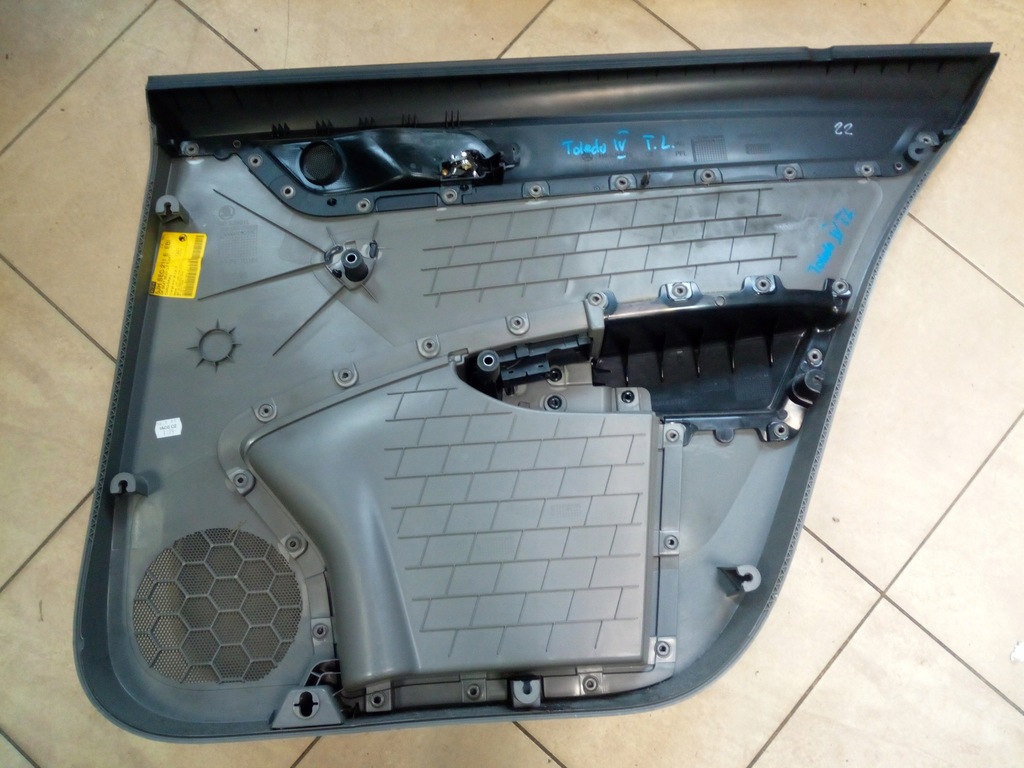 фото №7, Обивка дверь seat toledo iv задняя oryg.