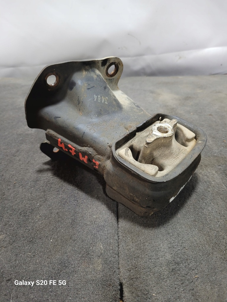 фото №8, Jeep grand cherokee wk 4.7 подушка двигателя кронштейн