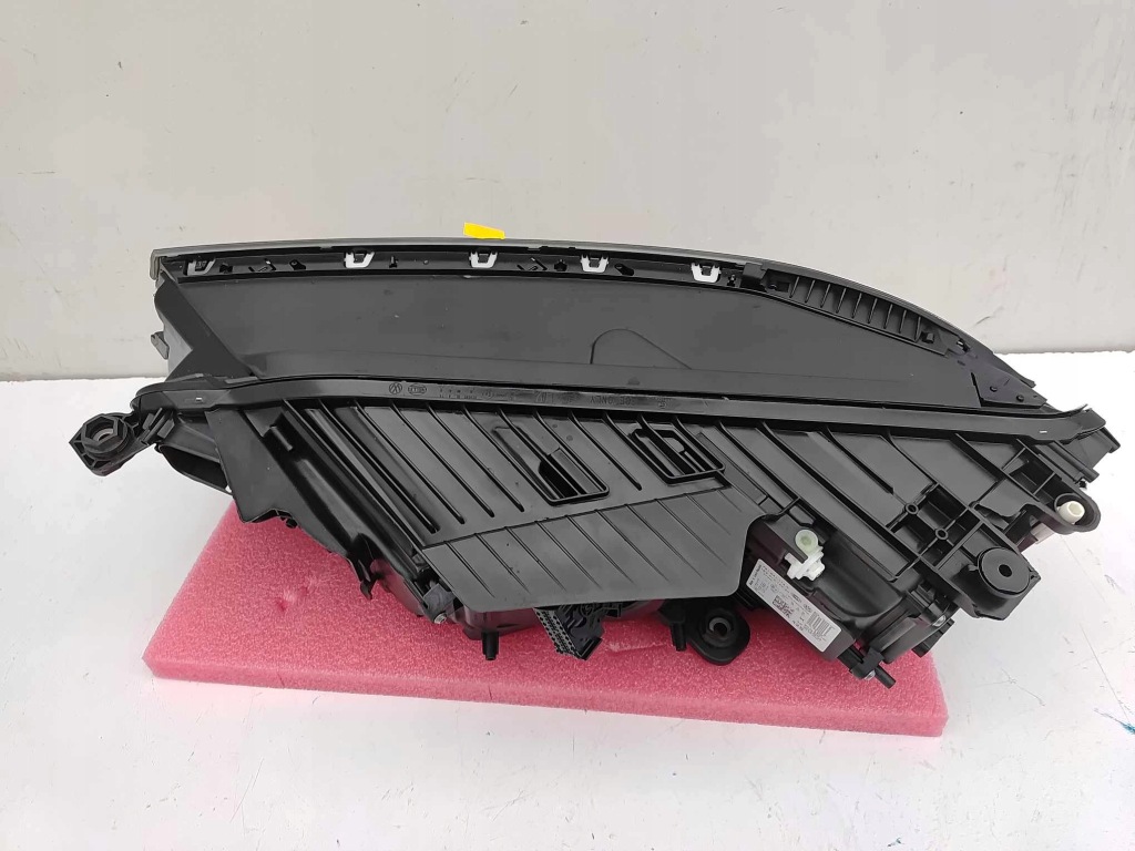 Volkswagen touareg 3 18- фара правая перед передняя full led новая оригинальный номер 3447 Киев