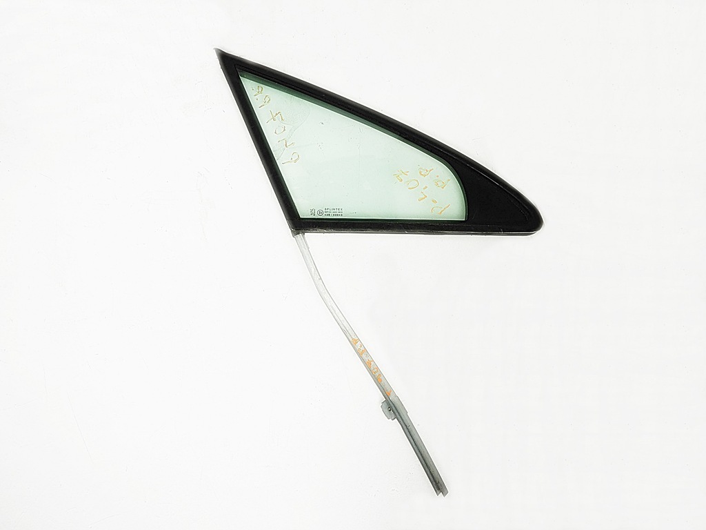 фото №1, Peugeot 407 стекло дверь перед правая малый треугольник