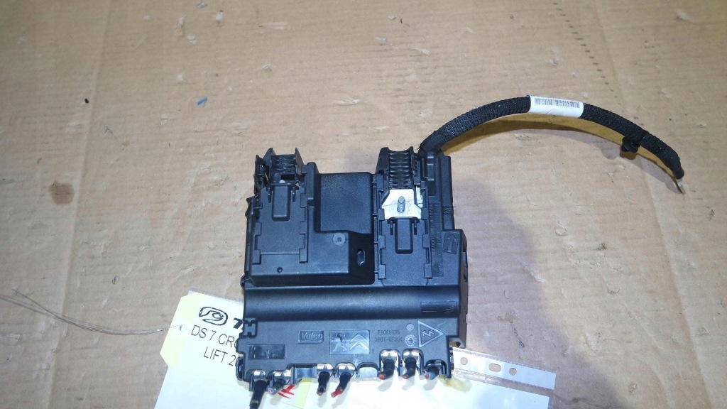 Предохранитель модуль аккумулятор ds7 crosback рестайлинг  2023r. 9822465180 Оригинал