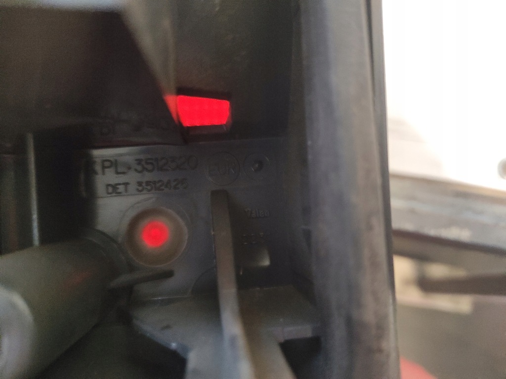 фото №8, Лампа задняя задняя правая нижняя volvo v70 i