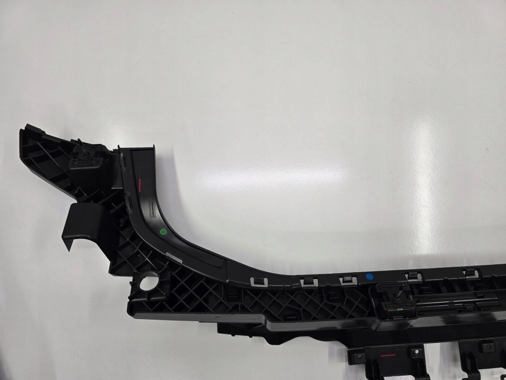 Купити Абсорбер кронштейн  кронштейн бампера заднього audi a6 e-tron 85e задні 85e807386