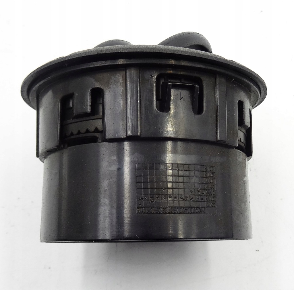 Dacia sandero 1 решётка обдув оригинальный номер Доставка