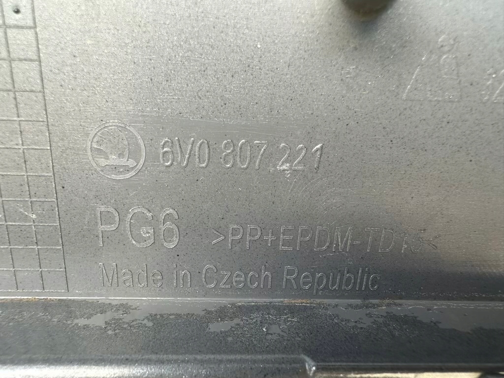 фото №6, Fabia iii 14-18 бампер перед передній bez отворів