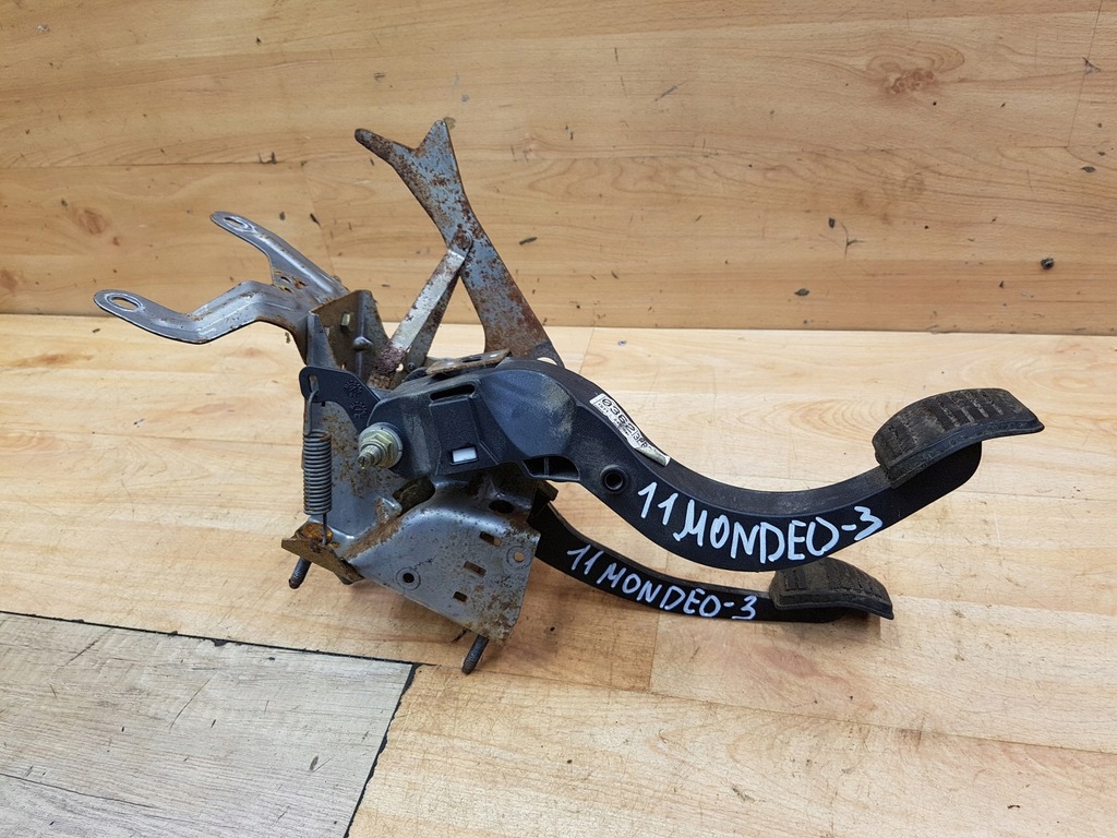фото №1, Педаль сцепления тормоз ford mondeo mk3