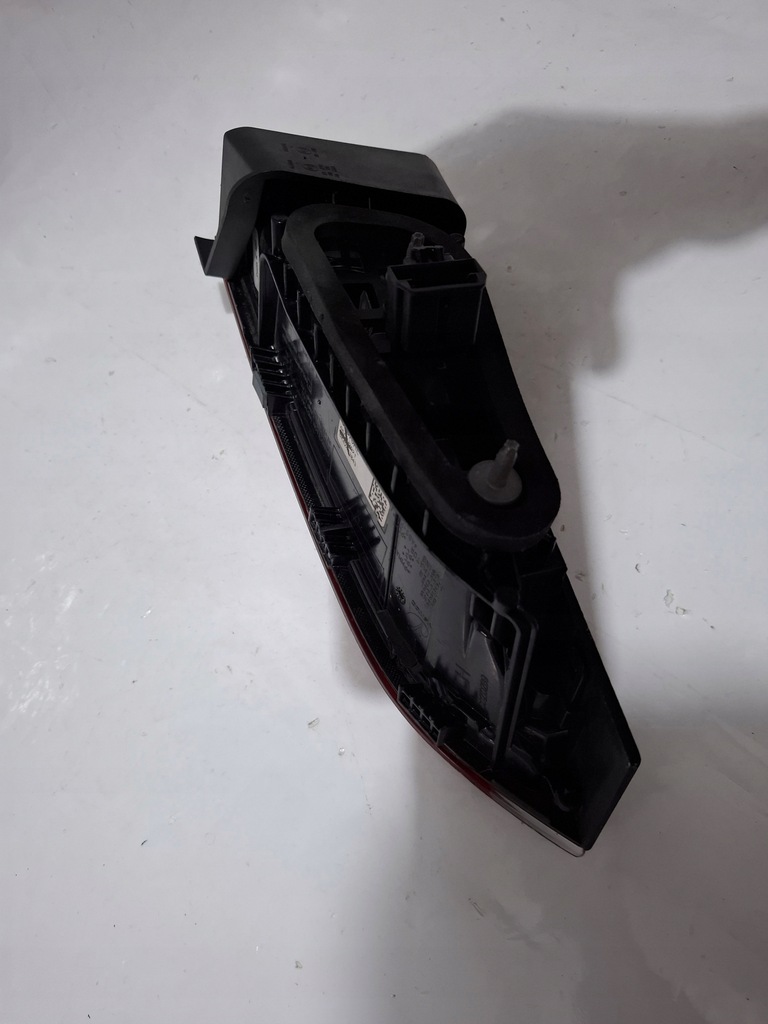 фото №13, Skoda kamiq лампа задняя задняя крышки w крышка левая сторона левый 658945307 оригинальный номер