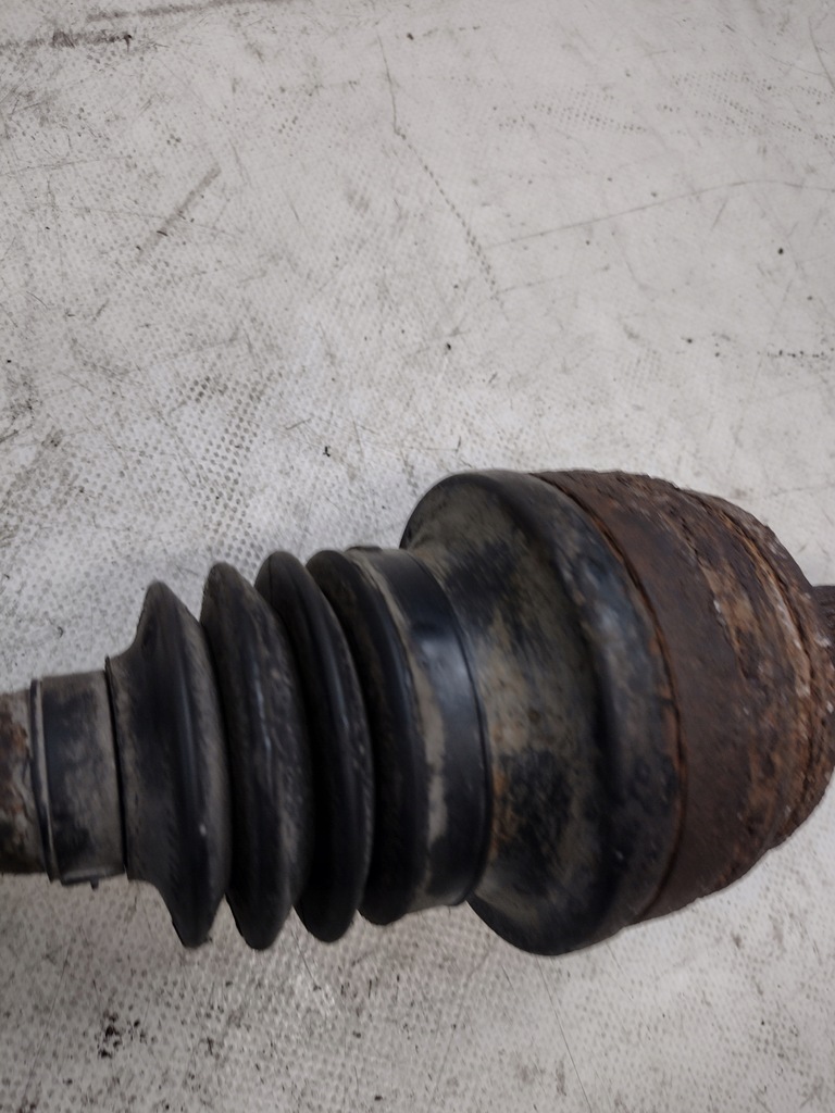 фото №13, Привідний вал лівий задня mercedes w211 1,8k sedan