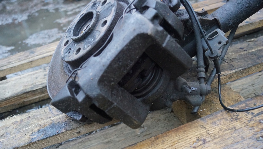 фото №5, Поворотный кулак амортизатор правый перед peugeot 508 i