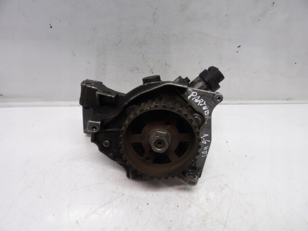 фото №1, Насос упорскування peugeot partner