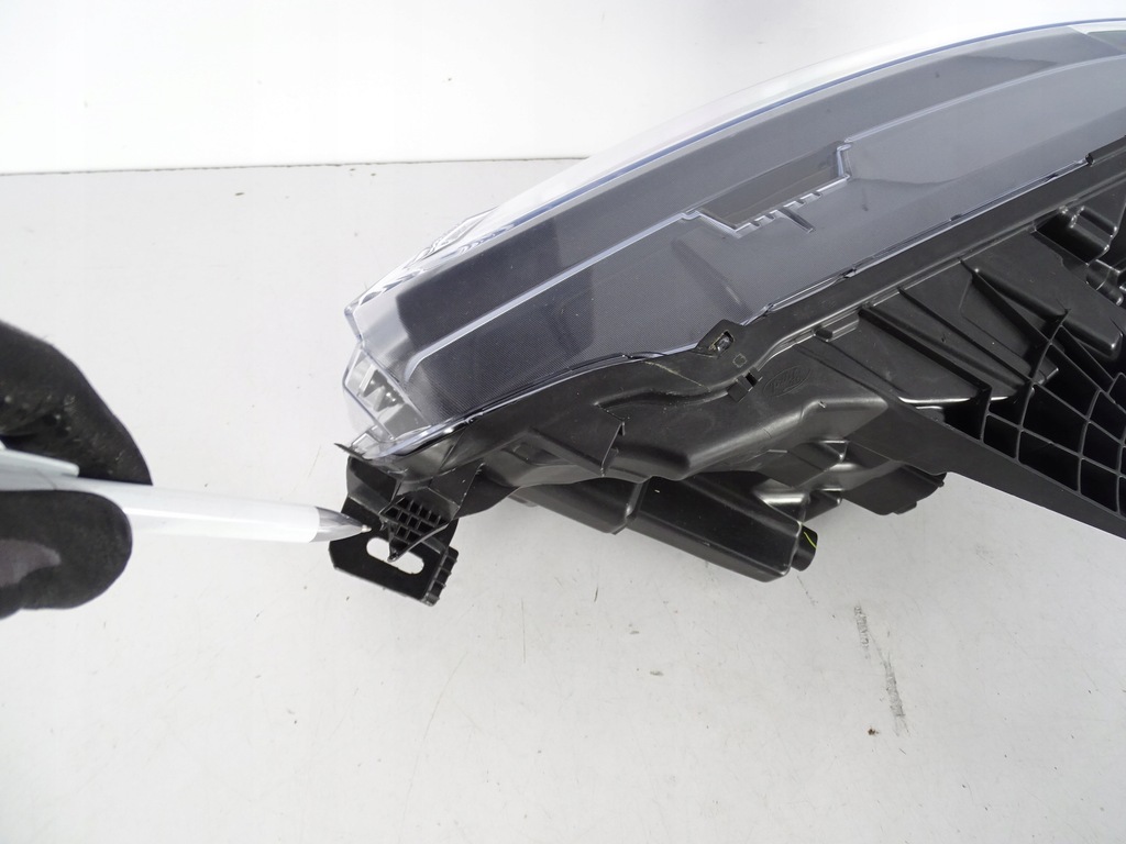 фото №15, Фара лампа перед правый оригинальная mustang mach e lj8b-13e014-de idealn