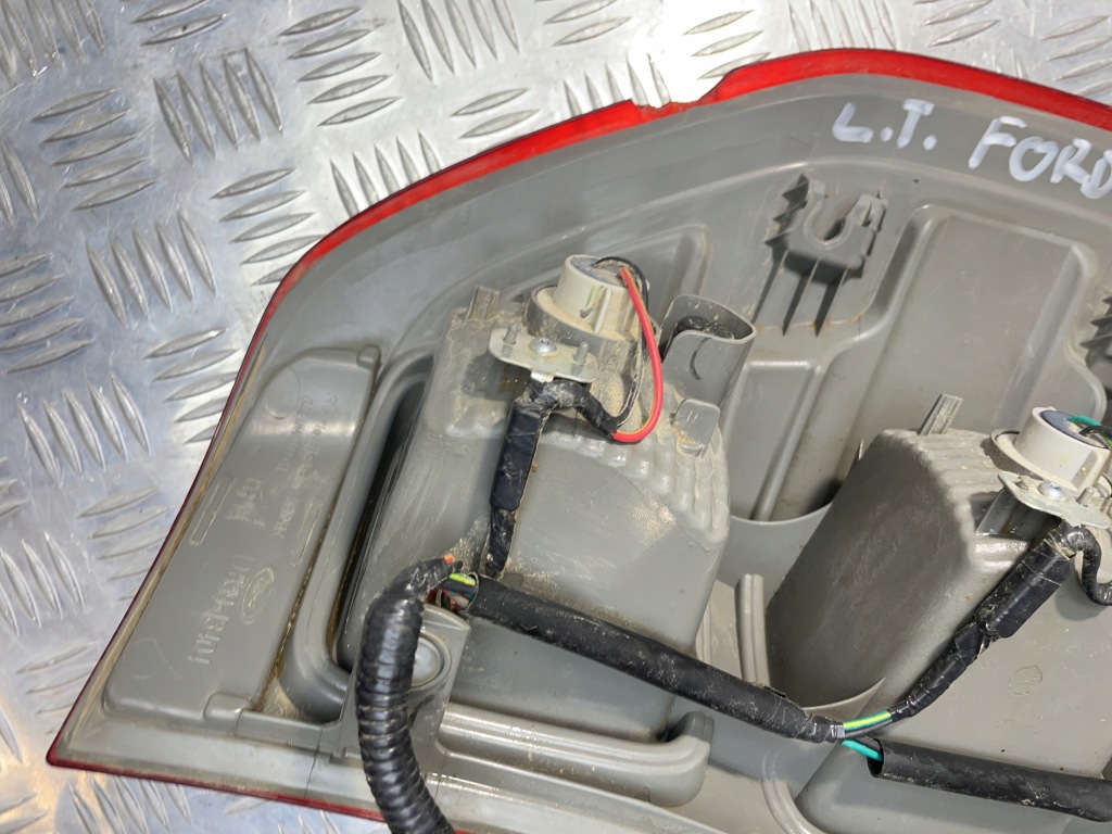 фото №9, Ford ranger лампа фара левая левый задняя db39-13406