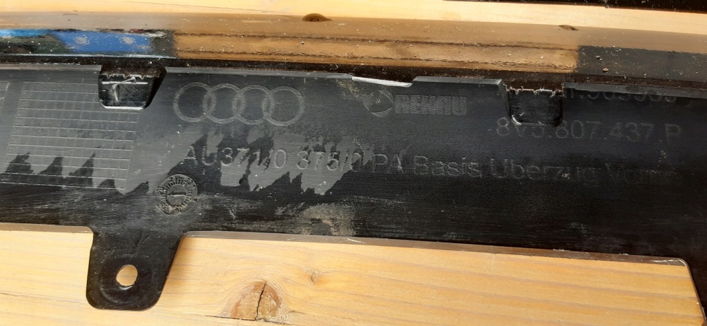 Audi a3 sedan lift бампер перед 8v5807437p Доставка