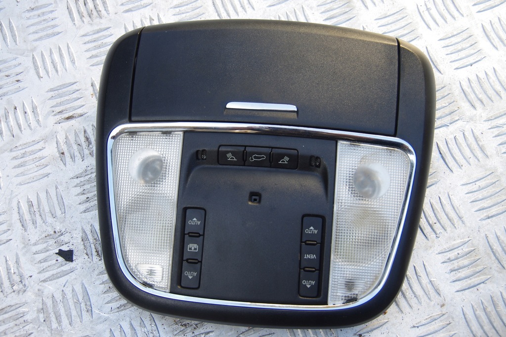 фото №3, Лампа потолочный ручки защита grand cherokee wk2