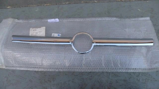 фото №1, Opel agila решётка радиатора решётка радиатора хром оригинальный новый