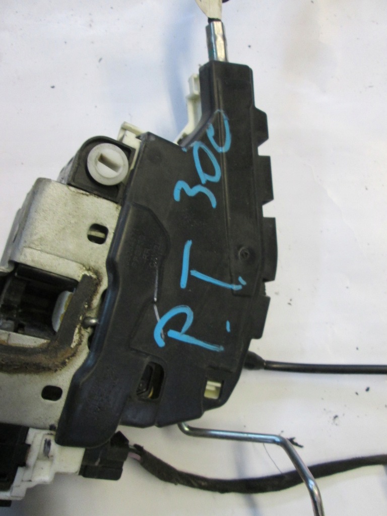 фото №9, Chrysler 300 ii замок w двері перед задня лівий правий передні задні 11-24