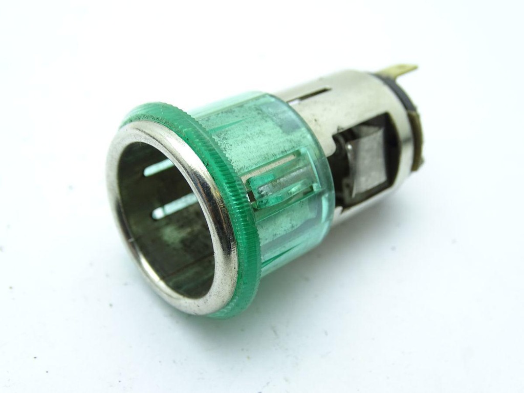 фото №1, Ford ranger iii mazda bt-50 06-11 разъём прикуривателя