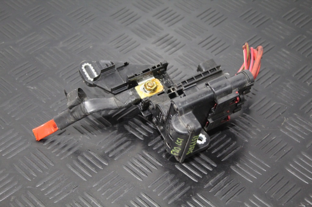 фото №1, Распределитель тока bmw 1 f20 lift 9296152