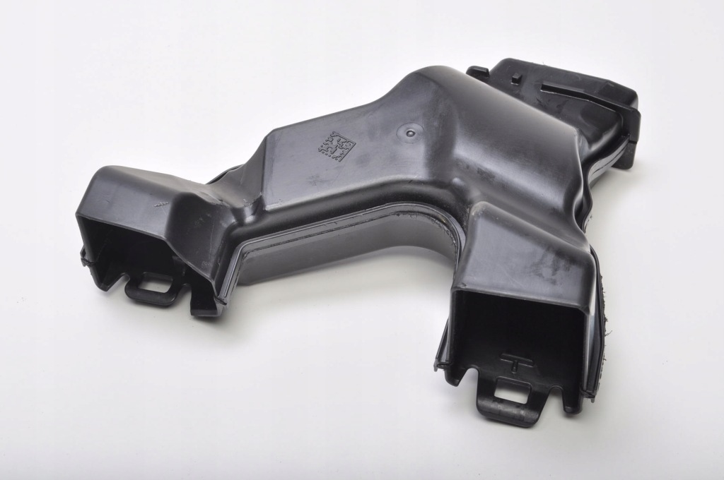 фото №1, Bmw 5 g60 2.0 гибрид труба воздухозаборник воздуха 24r 9449087