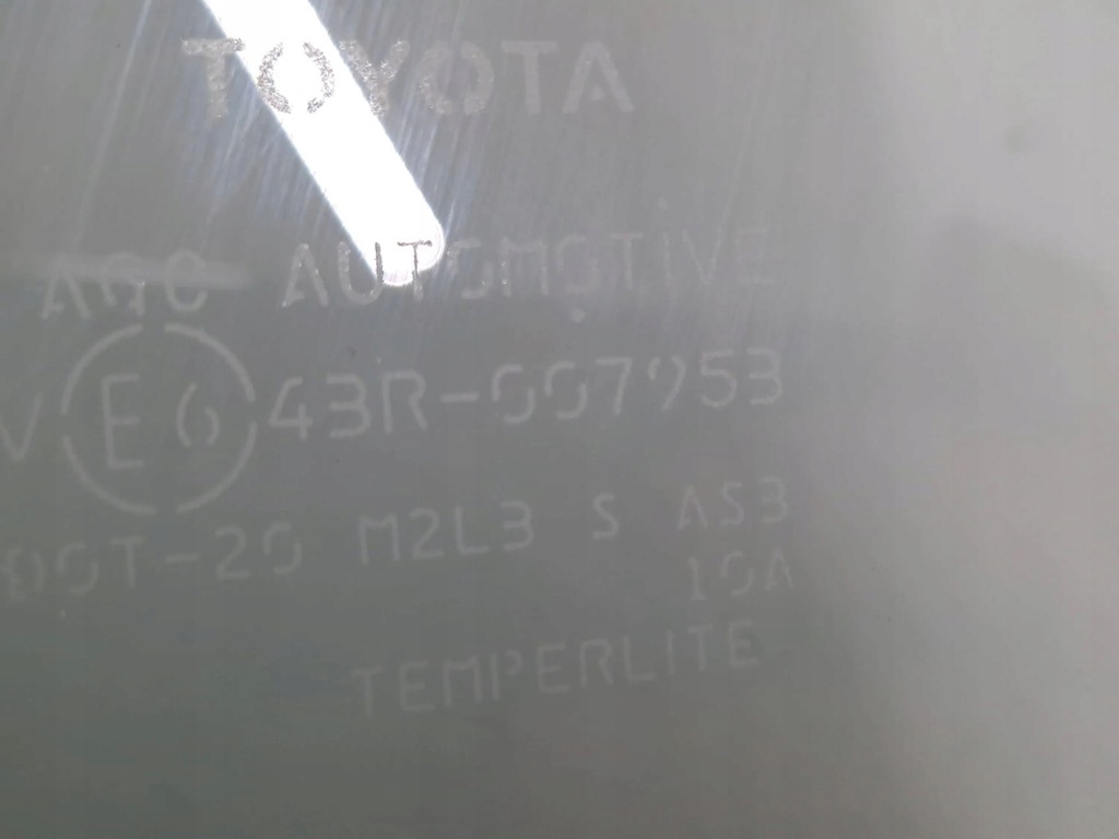 фото №6, Toyota rav 4 xa40 2018 задняя сторона правая стекло дверь задних