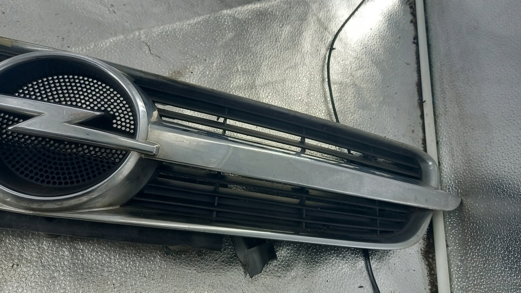 фото №4, Решітка радіатора решітка opel vectra c 1.9cdti 05r sedan