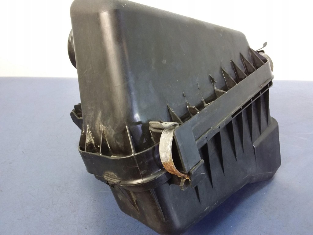 фото №5, Toyota avensis t27 2.0 d корпус фільтра повітря