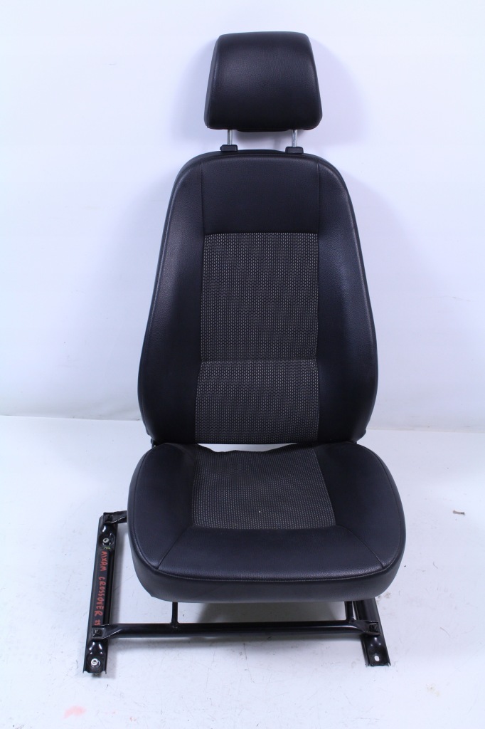 Купить Сиденье правый aixam crossover 23r.