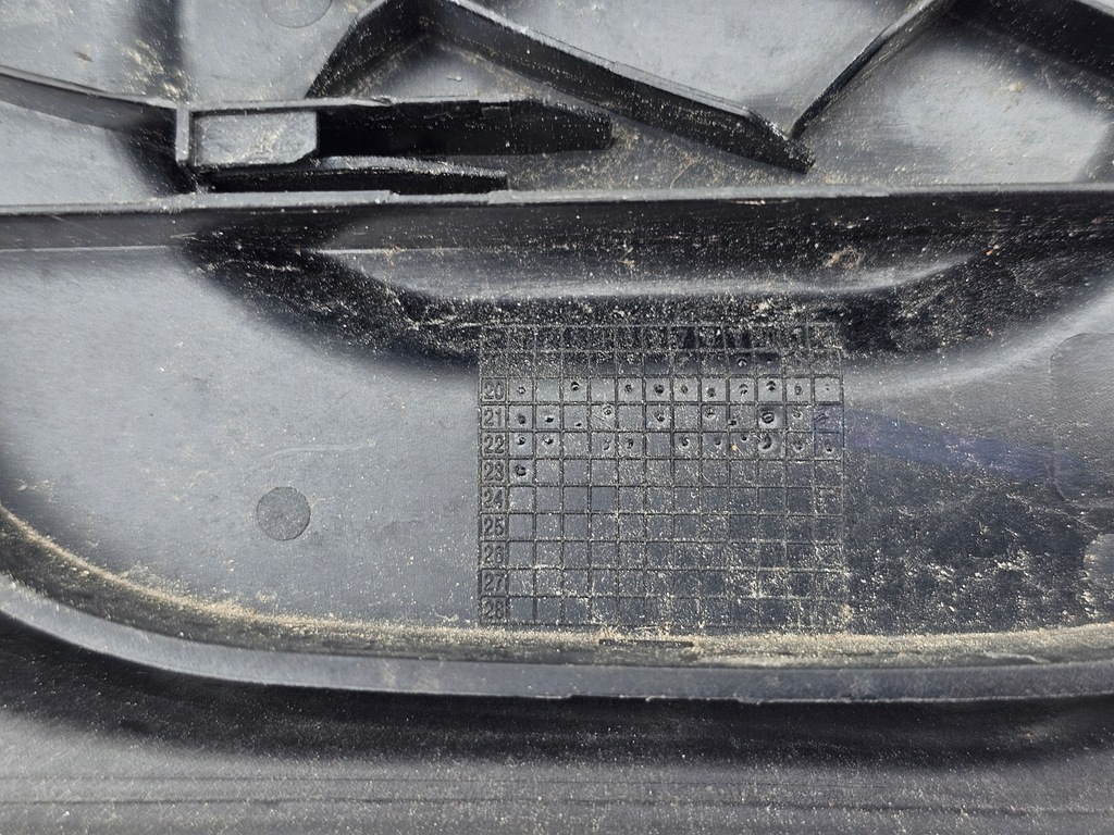 фото №8, Кришка заливної пального кришка роз'єм заряджання volvo xc40 recharge c40