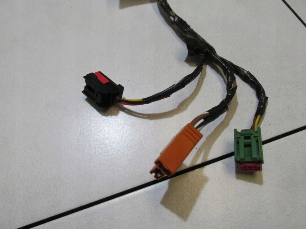 фото №5, Жгут подлокотник usb подогрев сиденья c-max mk2 grand 2012 rok