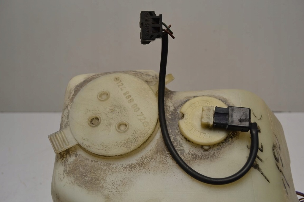 фото №7, Mercedes w201 190 бачок рідина омивача