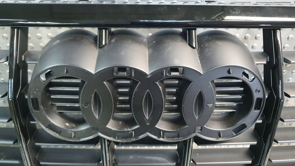 фото №10, Решітка радіатора решітка радіатора audi q3 ii 83a853651f 83a853651e s-line black 18-