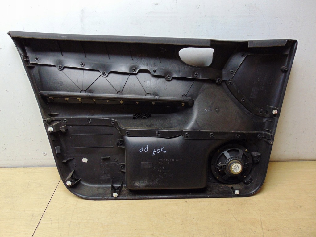 фото №8, Оббивка обшивка двері правий перед peugeot 307 kom