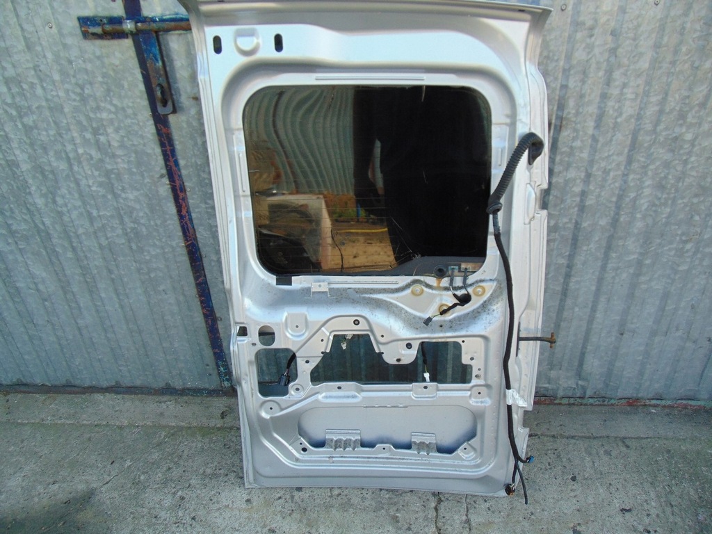 фото №12, Двері лівий задня opel combo d doblo ii з скло колір сріблястий