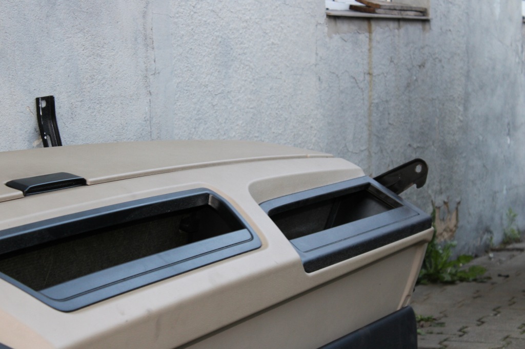 фото №6, Mercedes actros mp4 приборная панель верхний полка бардачок козырьки солнечные streamspace