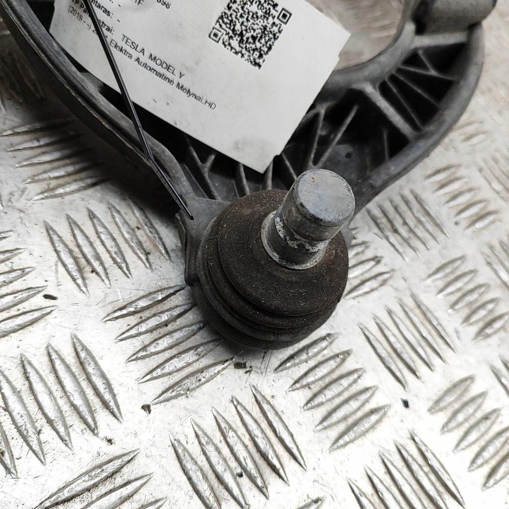 фото №6, Tesla model y 2021 перед сторона правая верхний рычаг передний