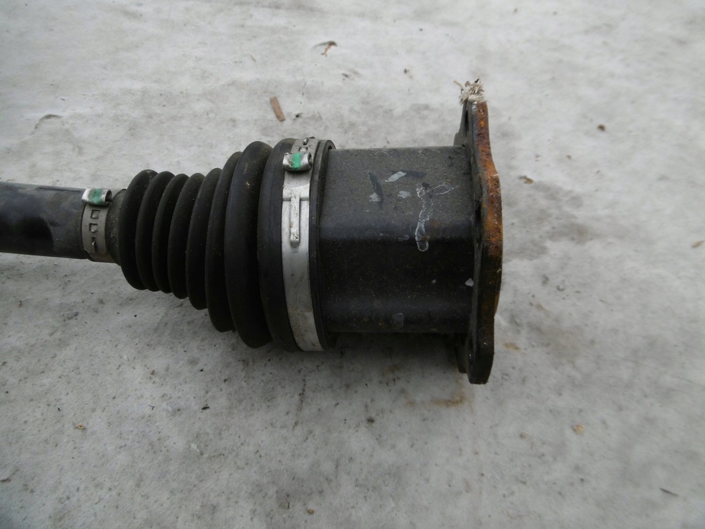 фото №6, Привідний вал ліва 4m0407271l vw touareg iii