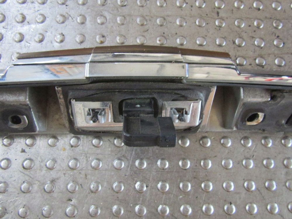 фото №10, Chevrolet hhr 2008 молдинг накладка крышки + значок хром