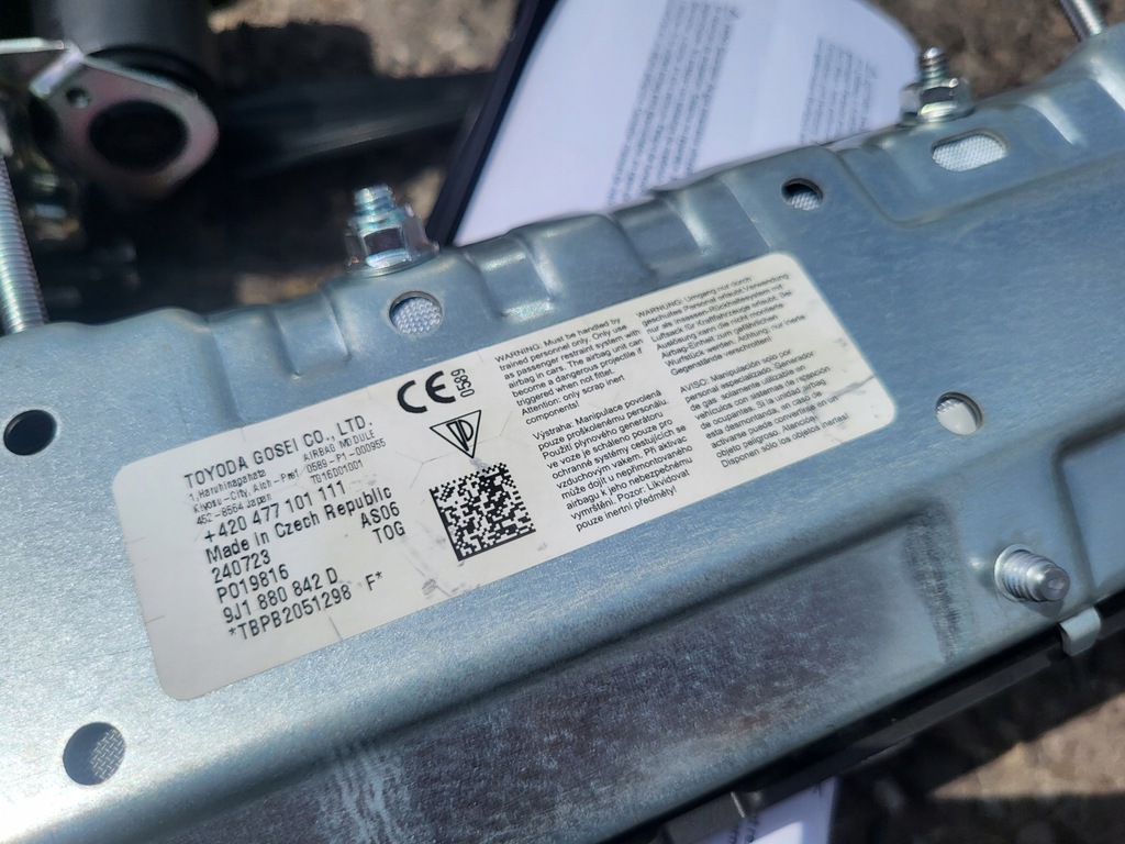 фото №12, Porsche taycan 9j приборная панель приборная подушка воздушная ремни безопасности