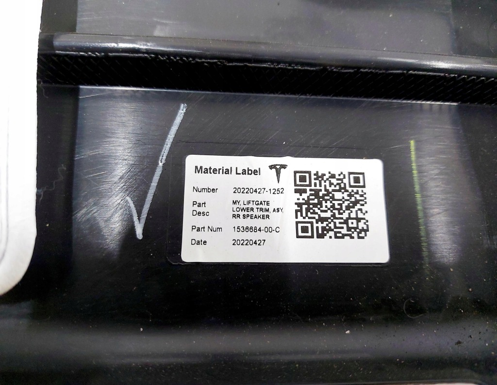 Tesla y model y 22r. обивка защита na крышка 1536684-00-c Цена